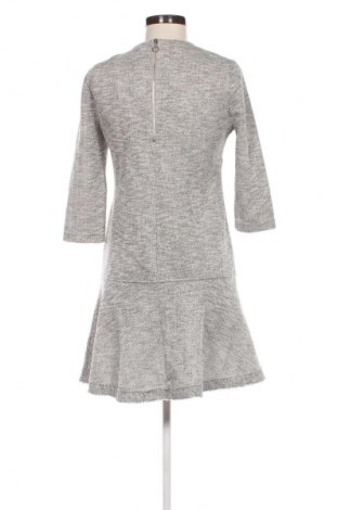 Kleid Stradivarius, Größe M, Farbe Grau, Preis € 4,99