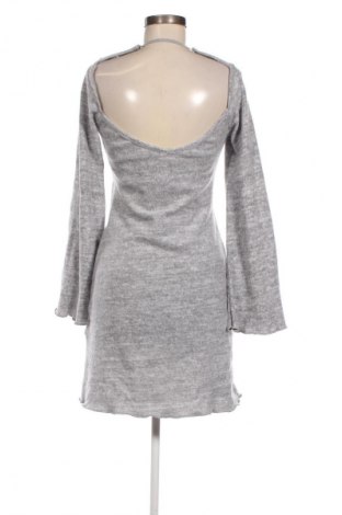 Kleid Trendyol, Größe M, Farbe Grau, Preis 10,49 €