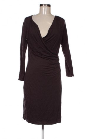 Kleid Velvet by Graham & Spencer, Größe L, Farbe Braun, Preis € 19,99