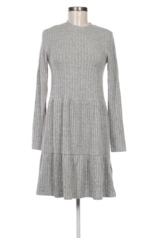 Kleid Yessica, Größe S, Farbe Grau, Preis 6,49 €