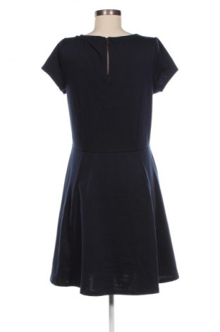 Kleid Yessica, Größe M, Farbe Blau, Preis 5,49 €