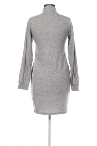 Kleid Yessica, Größe S, Farbe Grau, Preis 5,49 €