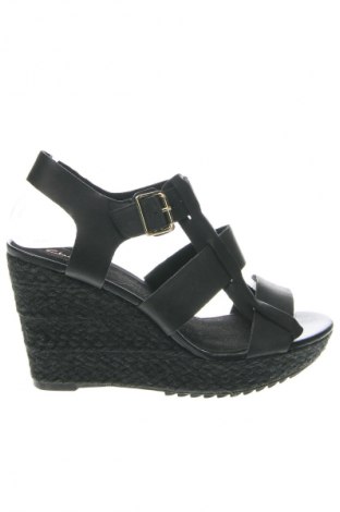 Sandale Clarks, Mărime 38, Culoare Negru, Preț 199,01 Lei