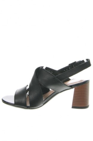 Sandále Clarks, Veľkosť 37, Farba Čierna, Cena  45,52 €