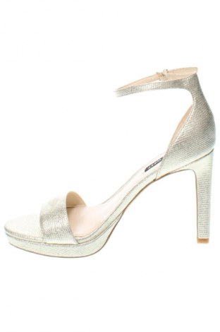 Σανδάλια Nine West, Μέγεθος 38, Χρώμα Χρυσαφί, Τιμή 88,66 €