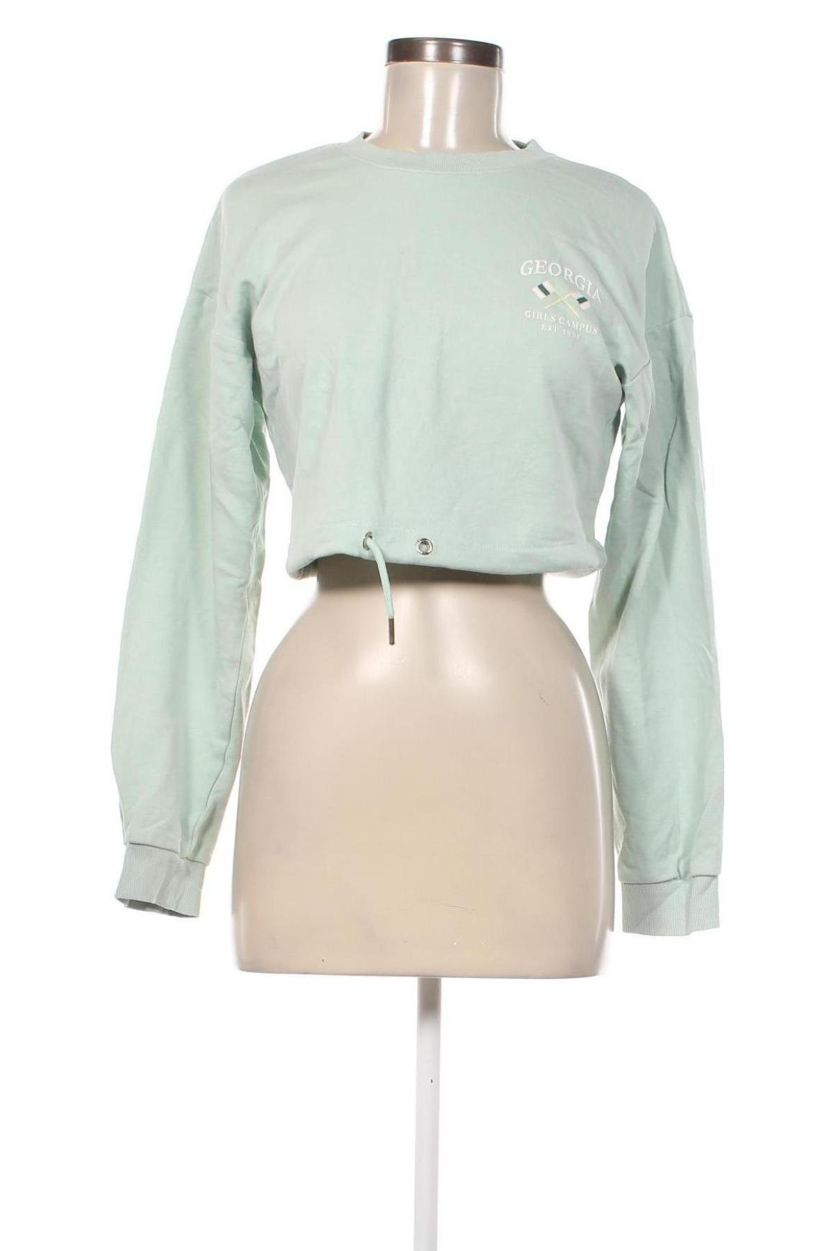 Damen Shirt Bershka, Größe S, Farbe Grün, Preis € 13,22