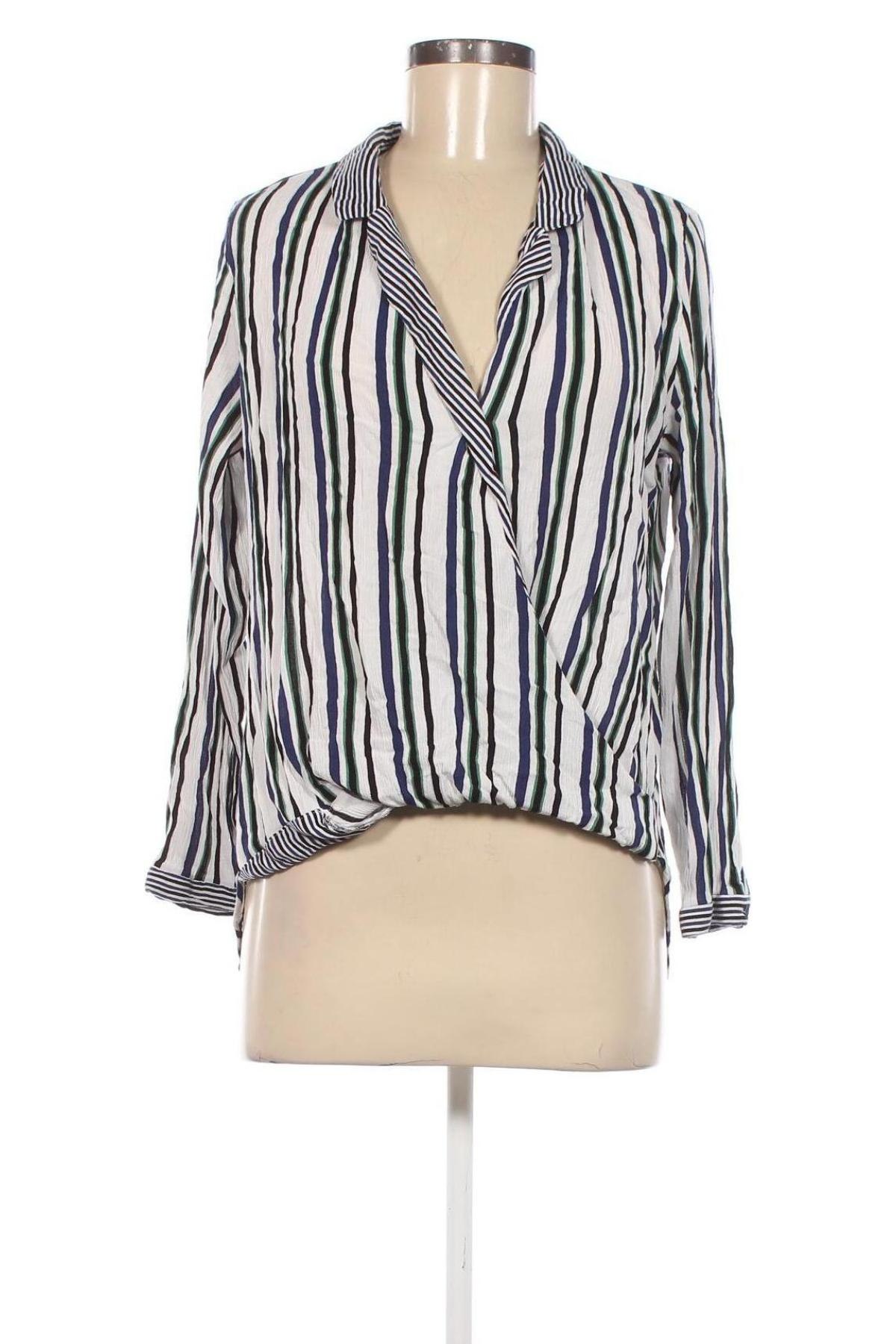 Damen Shirt Zara Trafaluc, Größe XL, Farbe Mehrfarbig, Preis 6,99 €