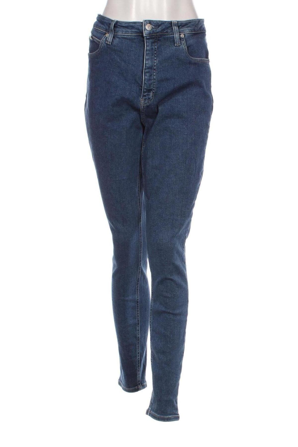 Dámske džínsy  Calvin Klein Jeans, Veľkosť XXL, Farba Modrá, Cena  80,41 €