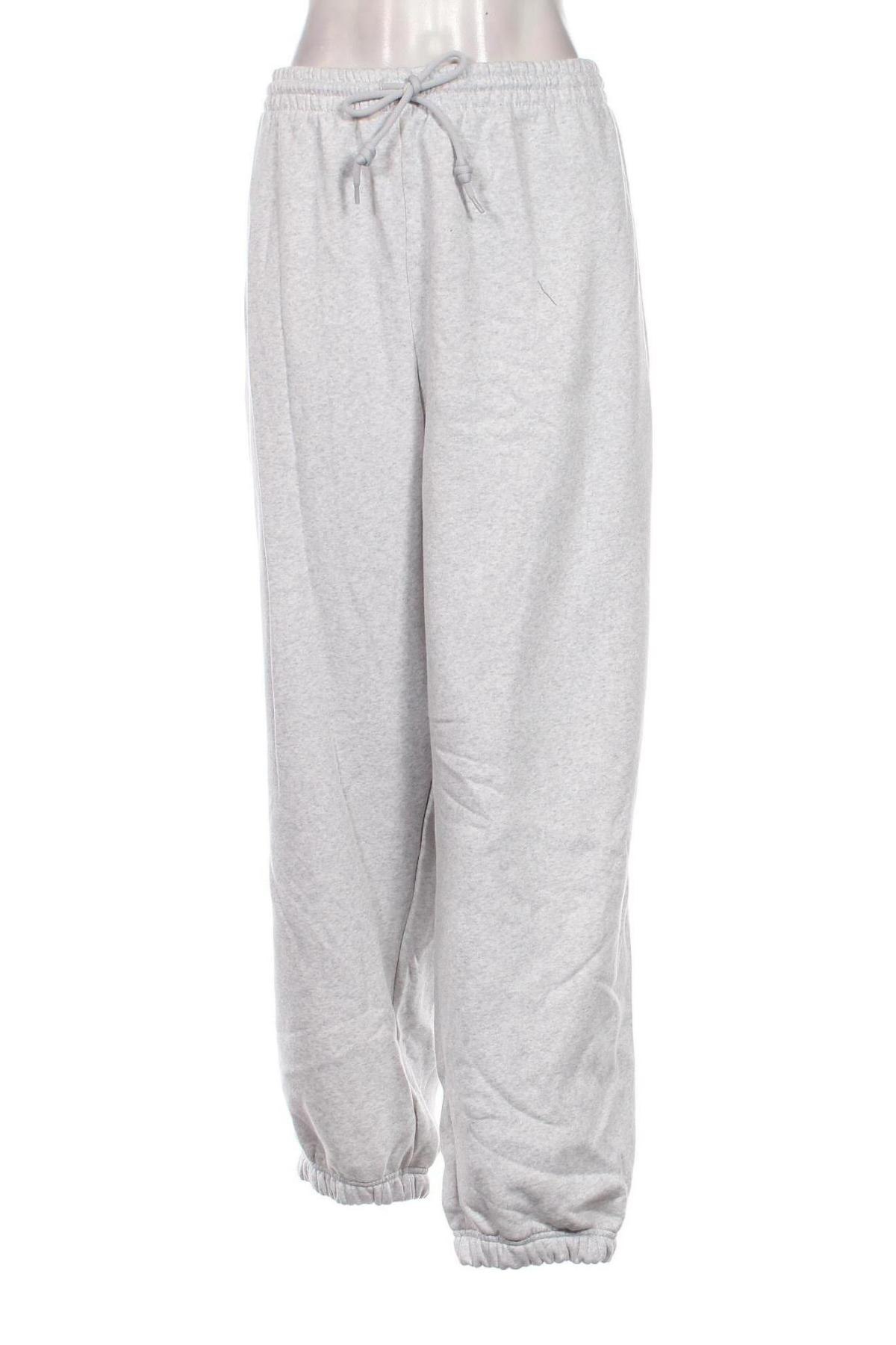 Pantaloni trening de femei Adidas Originals, Mărime 4XL, Culoare Gri, Preț 305,92 Lei