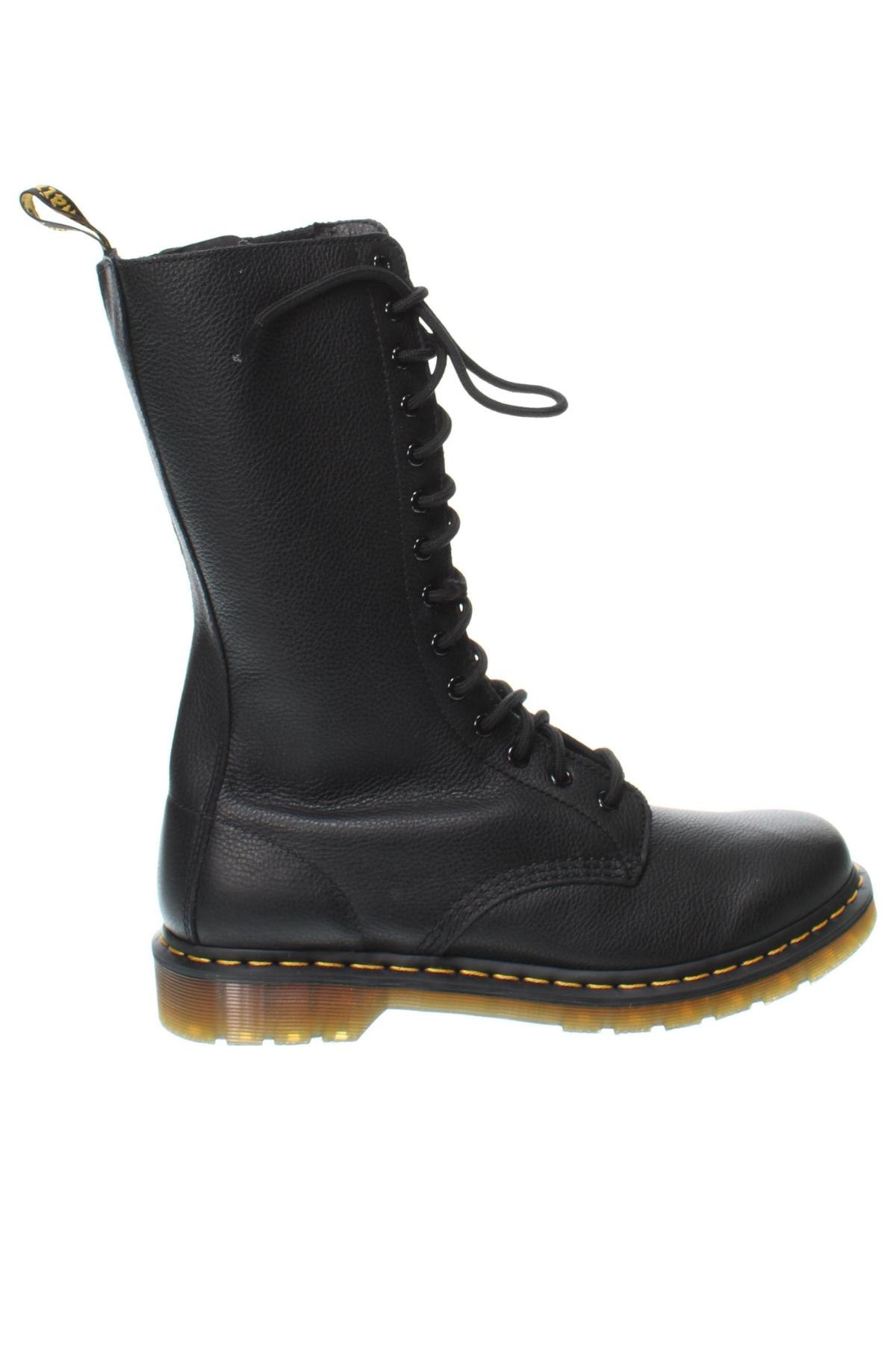 Férfi cipők
 Dr. Martens, Méret 43, Szín Fekete, Ár 69 345 Ft