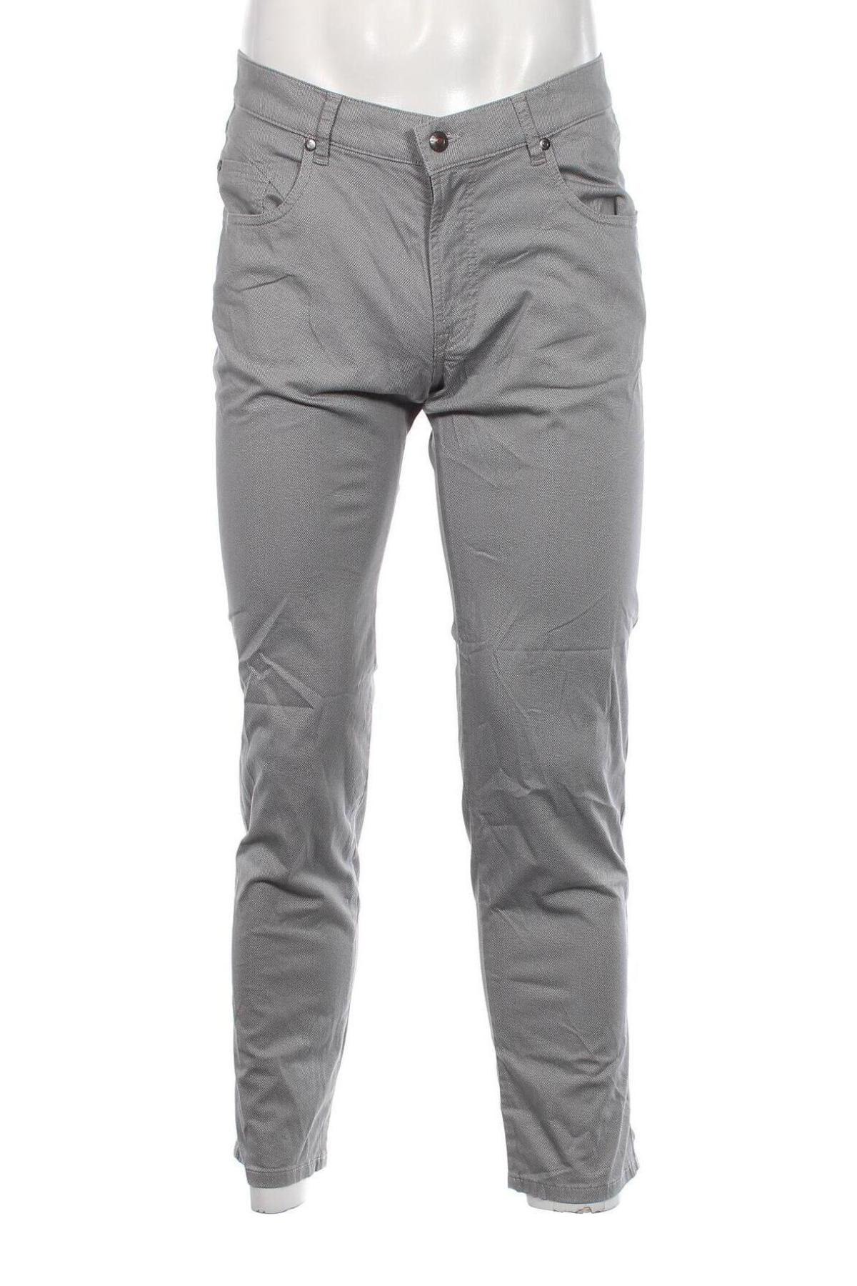 Herrenhose Bugatti, Größe M, Farbe Grau, Preis 43,14 €