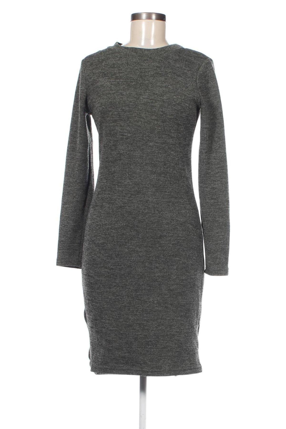 Kleid, Größe M, Farbe Grau, Preis 3,99 €