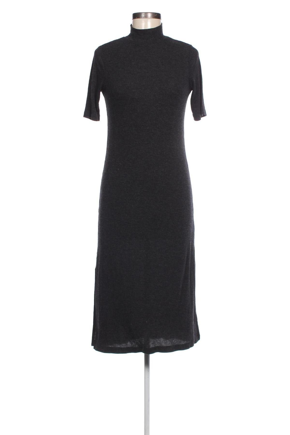 Kleid Even&Odd, Größe M, Farbe Grau, Preis 13,70 €