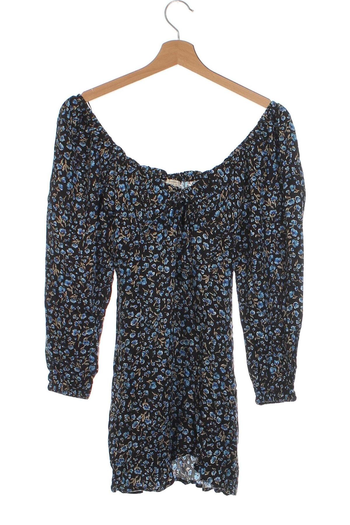 Kleid Pull&Bear, Größe S, Farbe Mehrfarbig, Preis € 5,49