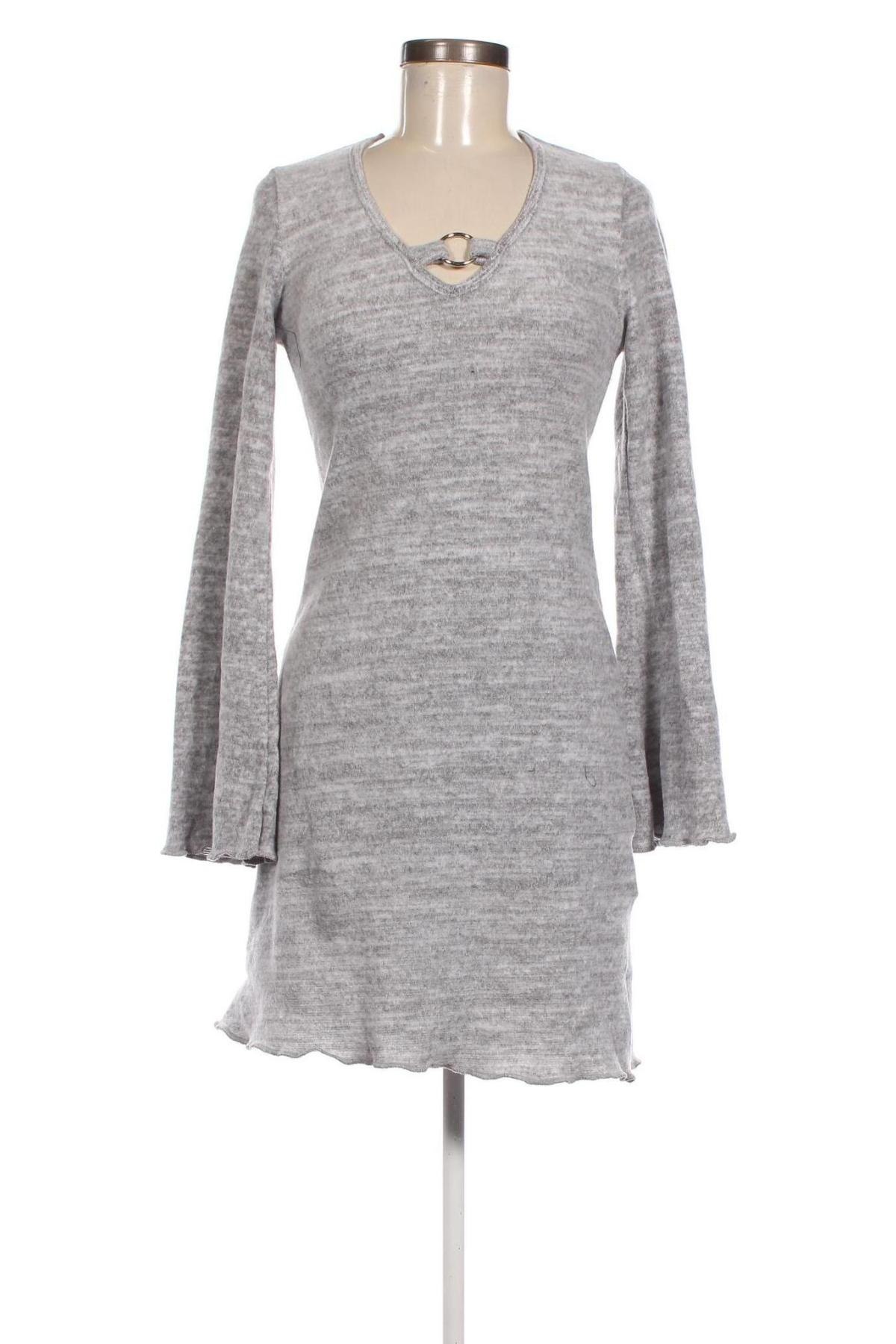 Kleid Trendyol, Größe M, Farbe Grau, Preis 10,49 €