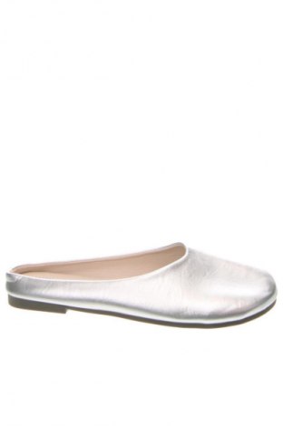 Papuci Unbranded, Mărime 38, Culoare Argintiu, Preț 102,63 Lei