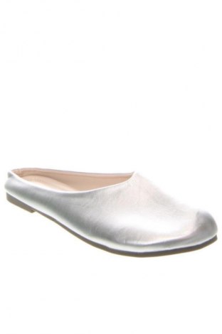 Papuci Unbranded, Mărime 38, Culoare Argintiu, Preț 102,63 Lei