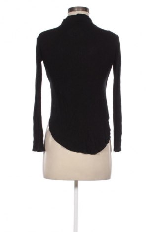 Damen Shirt Bershka, Größe XS, Farbe Schwarz, Preis € 15,91