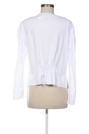 Γυναικεία μπλούζα Casual Ladies, Μέγεθος XL, Χρώμα Λευκό, Τιμή 9,72 €