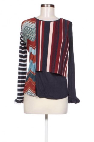 Дамска блуза Desigual, Размер XS, Цвят Многоцветен, Цена 48,00 лв.