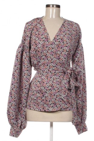 Damen Shirt Gina Tricot, Größe S, Farbe Mehrfarbig, Preis € 13,99