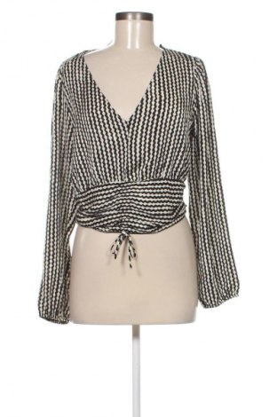 Damen Shirt H&M, Größe M, Farbe Mehrfarbig, Preis 13,99 €