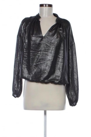 Bluzka damska Lola & Liza, Rozmiar XS, Kolor Srebrzysty, Cena 111,99 zł
