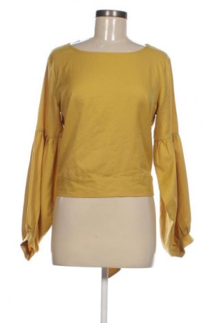 Damen Shirt Molly Bracken, Größe S, Farbe Gelb, Preis € 23,99