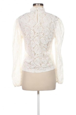 Damen Shirt NA-KD, Größe M, Farbe Ecru, Preis 23,99 €
