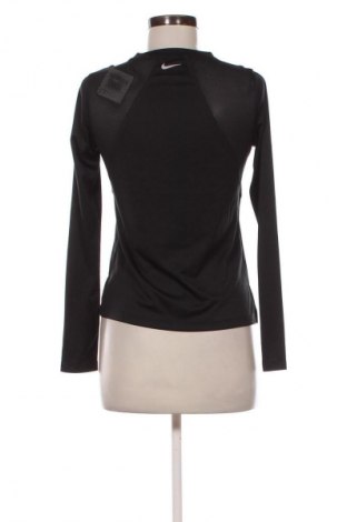 Bluzka damska Nike, Rozmiar S, Kolor Czarny, Cena 111,99 zł