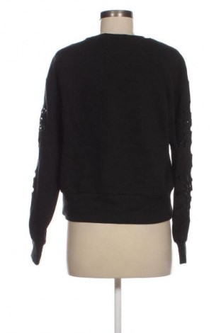 Bluză de femei ONLY Play, Mărime S, Culoare Negru, Preț 67,99 Lei