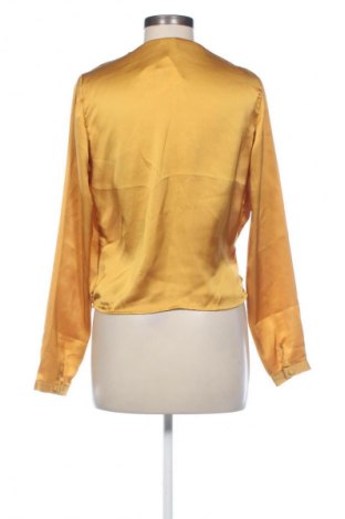 Damen Shirt Trend, Größe XS, Farbe Gelb, Preis 9,72 €