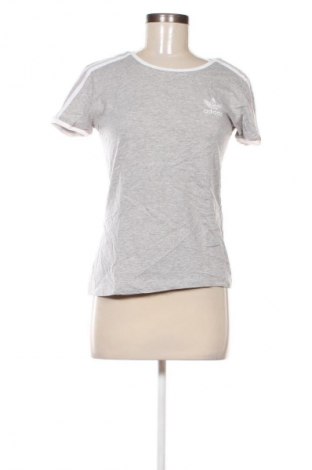 Damen T-Shirt Adidas, Größe S, Farbe Grau, Preis € 18,99