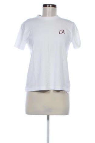 Дамска тениска Calvin Klein Jeans, Размер S, Цвят Бял, Цена 34,99 лв.