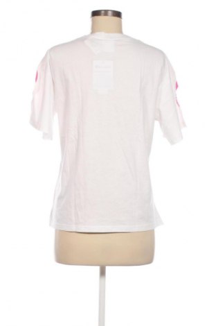 Γυναικείο t-shirt Champion, Μέγεθος M, Χρώμα Λευκό, Τιμή 21,00 €