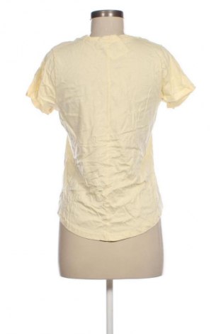 Дамска тениска Cotton On, Размер S, Цвят Жълт, Цена 17,99 лв.
