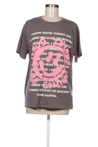 Damski T-shirt Fb Sister, Rozmiar M, Kolor Kolorowy, Cena 39,08 zł