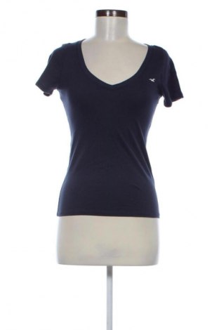 Tricou de femei Hollister, Mărime S, Culoare Albastru, Preț 139,99 Lei