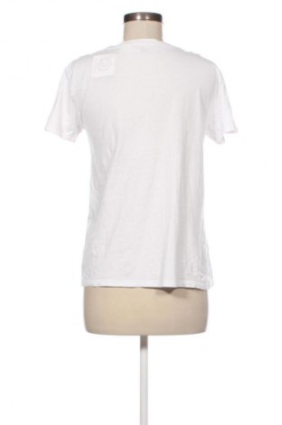Γυναικείο t-shirt Levi's, Μέγεθος M, Χρώμα Λευκό, Τιμή 14,00 €