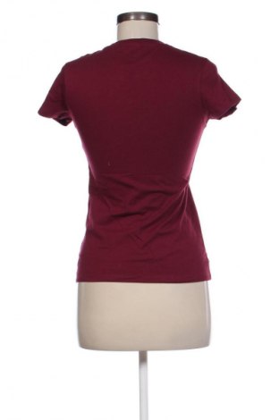 Γυναικείο t-shirt Neutral, Μέγεθος XS, Χρώμα Κόκκινο, Τιμή 4,99 €