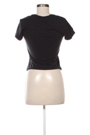 Damen T-Shirt Nike, Größe S, Farbe Schwarz, Preis 18,99 €