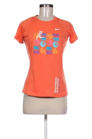 Damski T-shirt Nike, Rozmiar M, Kolor Pomarańczowy, Cena 62,07 zł