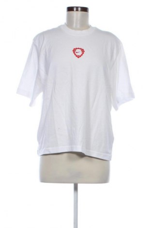 Damen T-Shirt Nike, Größe M, Farbe Weiß, Preis 42,99 €