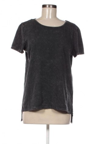 Γυναικείο t-shirt ONLY, Μέγεθος M, Χρώμα Γκρί, Τιμή 17,99 €