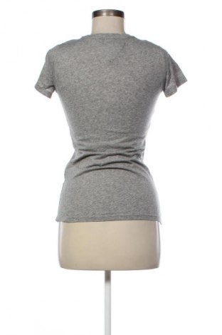 Damen T-Shirt Tommy Hilfiger, Größe S, Farbe Grau, Preis € 17,30