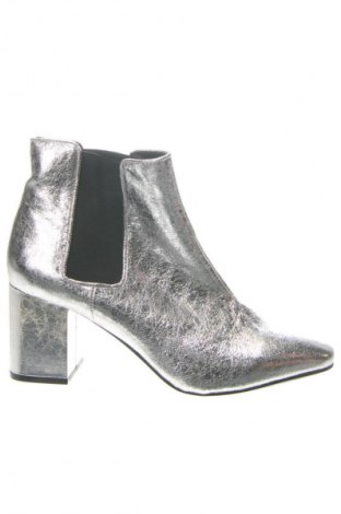 Damen Stiefeletten H&M, Größe 39, Farbe Silber, Preis € 24,55