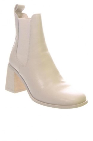 Botine de damă Steve Madden, Mărime 37, Culoare Ecru, Preț 362,99 Lei
