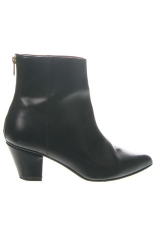 Damen Stiefeletten Tomorrow, Größe 38, Farbe Schwarz, Preis € 115,70