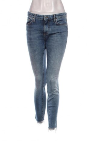 Damskie jeansy Armani Exchange, Rozmiar M, Kolor Niebieski, Cena 206,74 zł