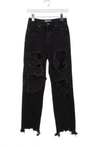 Dámské džíny  Bershka, Velikost XXS, Barva Černá, Cena  366,00 Kč